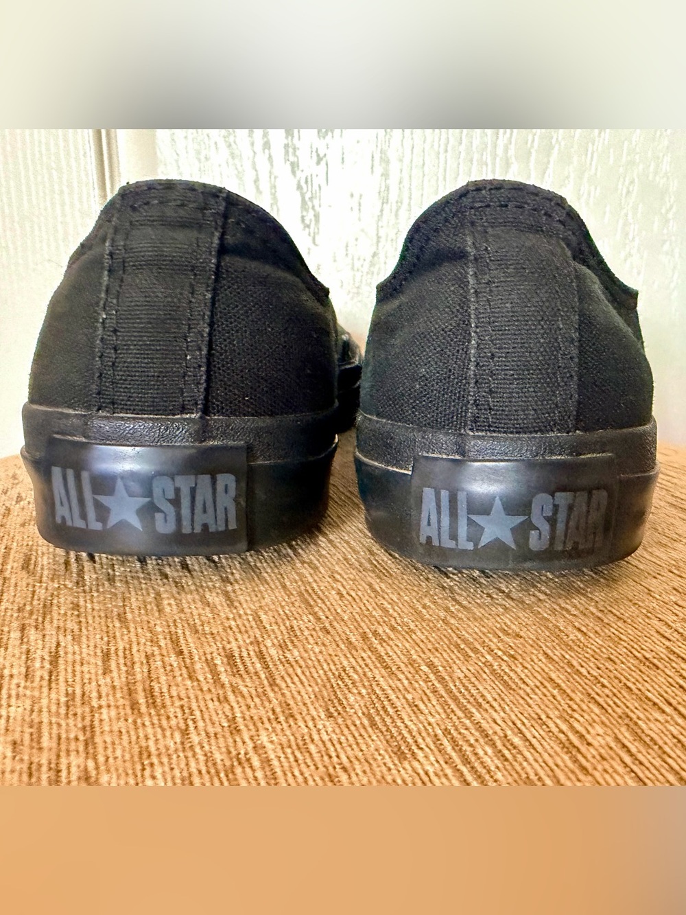 Converse Black Low-Top Shoes - Picture 4 of 8